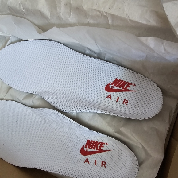 NIKE AIRMAX 1 EM SIZE 9.5 - Picture 5 of 5